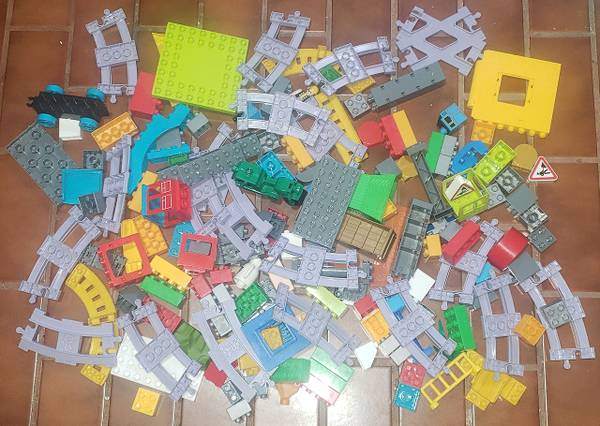Large Mega Bloks Collection incl. trains, cars, minifigs etc. 1