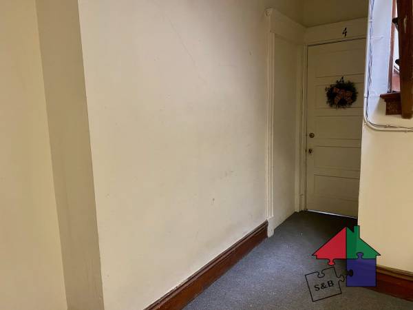 $4,800 / 4br - Spacious 4 Bedroom-Heated! Avail. 6/1/26 (Burlington)63784639354499123
