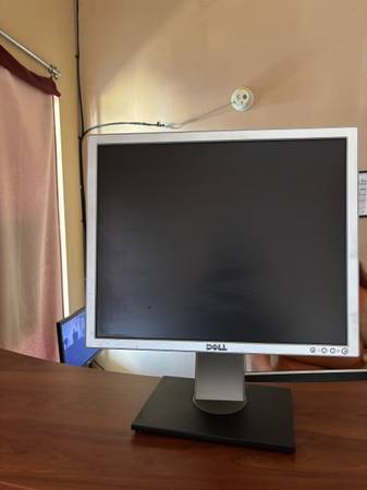 Dell Monitor for sale 1