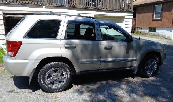 2007 Jeep Grand Cherokee Limited 5.7 Hemi 4x4 - $4500 (Honesdale)63435948762883124