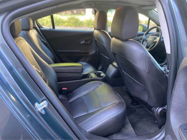 2013 Chevrolet Volt 143k Título Limpio Funciona Bien SMOG HECHO CÁMARA DE REVERSA - $5,450 (sacramento)63619383004801122
