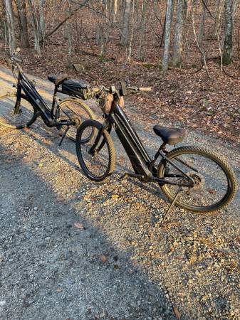 PRICE DROP!!! E bikes. Specialized Como 2. A matching pair. E assist. 1