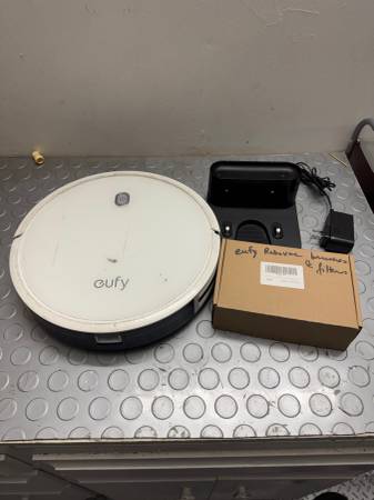 Eufy Robovac 11s plus spare filter and brushes 1