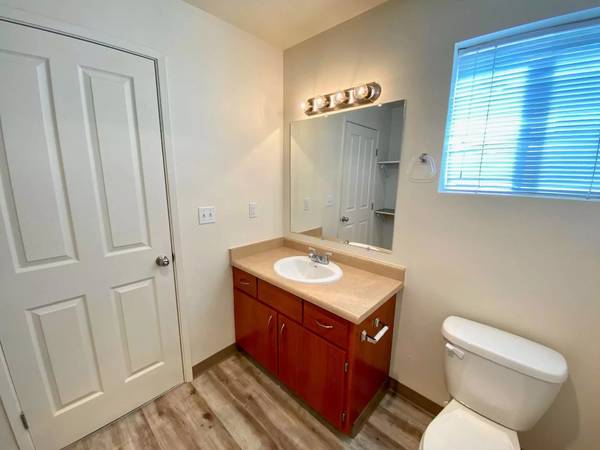 $1,343 / 1br - 761ft2 - Spacious layout with private washer & dryer! 761 SqFt 1 Bed, 1 Bath (Kennewick -  Pasco, Richland)63697282456193123