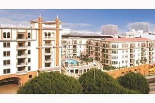 $2,579 / 2br - 979ft2 - 24-Hour Doorman, Den/Study, Crown Moldings (1221 W. 3rd St., Los Angeles, CA)63857734253571124