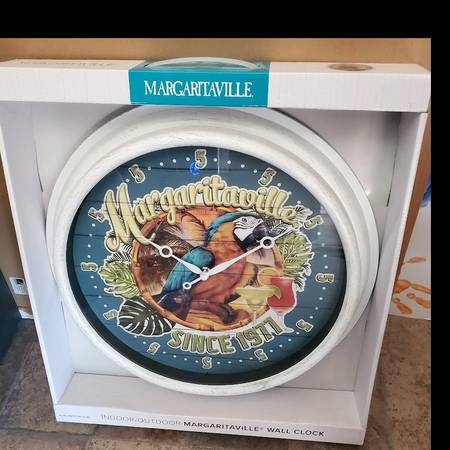 Margaritaville/ Jimmy Buffet Wall Clock - New 1