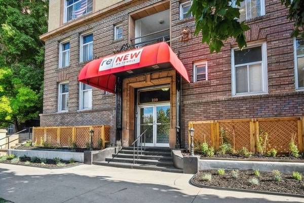 $1,670 / 2br - 925ft2 - 2 Bedroom Apartment For Rent @ Renew on Temple with one Month Free (State Capitol)63674363920641123