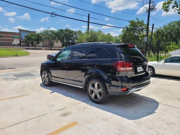 2018 Dodge Journey Crossroad, título limpio, funciona excelente, efectivo o financiamiento - $8,850 (Houston)63617060952323124