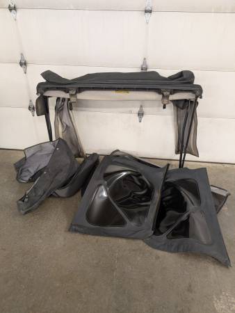 Jeep Wrangler soft top-free 1