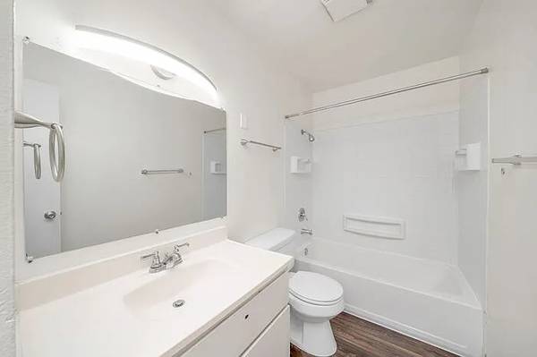 $920 / 2br - 770ft2 - 🏡 Casa de 2 habitaciones: ¡PRIMER MES GRATIS + TV de pantalla plana de 55"! (Portland, OR)64038877264642122
