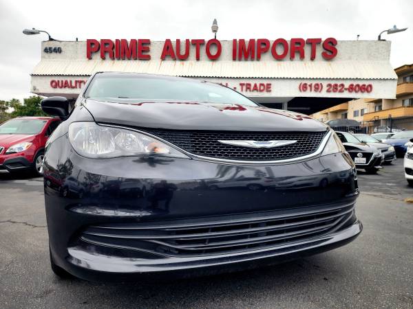Minivan Chrysler Pacifica Touring 2017 - $10.495 (Mission Valley - Prime Auto Imports)63440157756291123