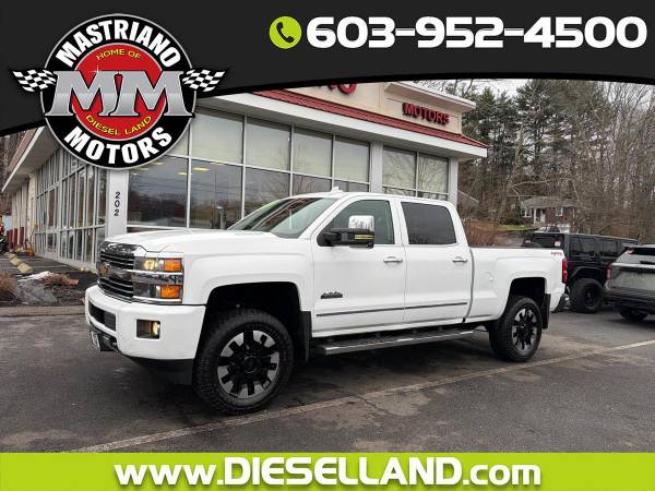 2015 Chevrolet Chevy Silverado 2500HD Built After Aug 14 WOW 4X4 LOADED HIGH COU 1