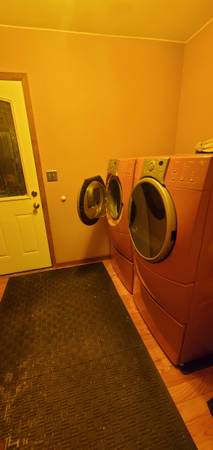 $1,300 / 1br - Room for rent (Freehold Twp.)63676291411201121