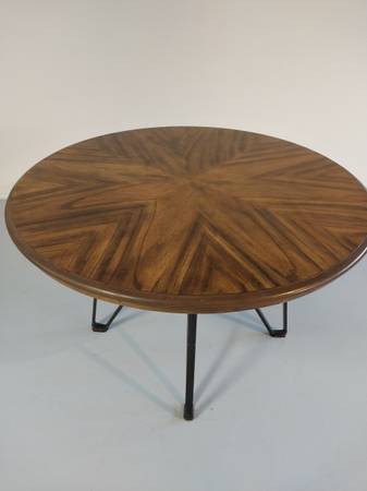 Table   40 in round wood design table very nice 1