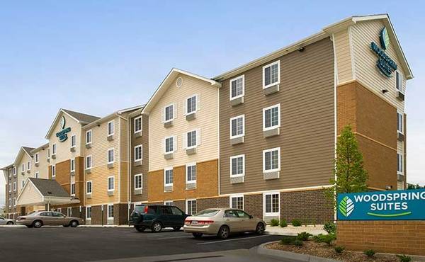 Explore Our Affordable Monthly Rates - No Lease, No Deposit Required! 1