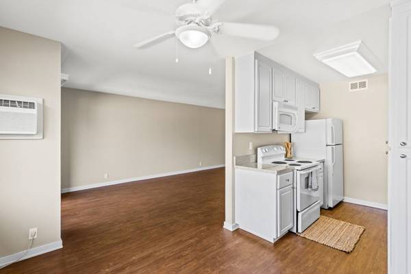 $3,695 / 2br - 947ft2 - Includes water, sewer, & trash utility charges! (mountain view)63847328065795123