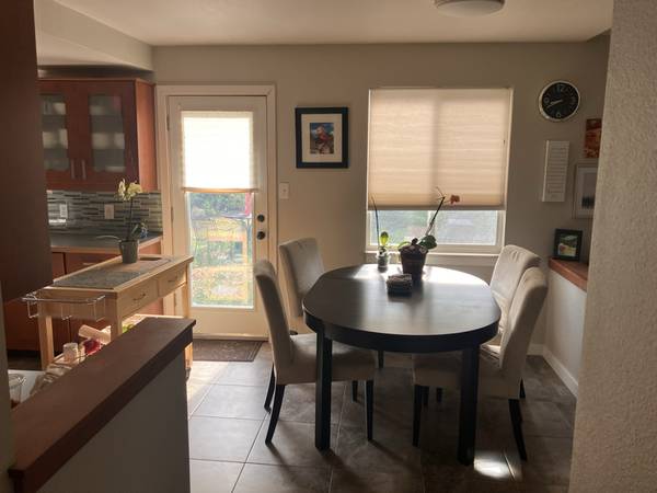 $1150.00 / 1br - Lovely, single bedroom of an updated home in a safe neighborhood!63920603753602123