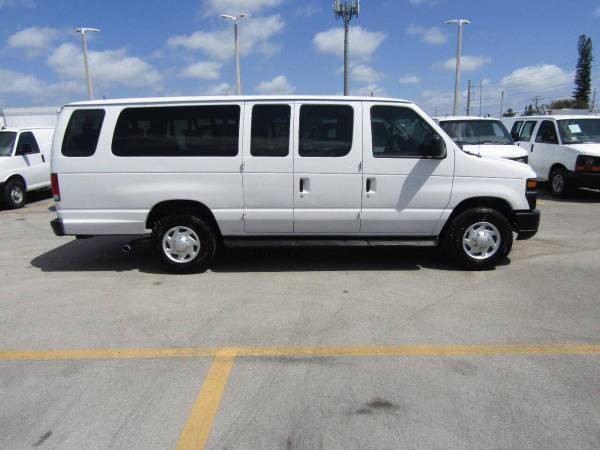 2012 Ford E-Series E 350 - Photo 5