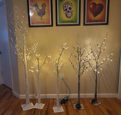 Pre-lit Birch Trees 1