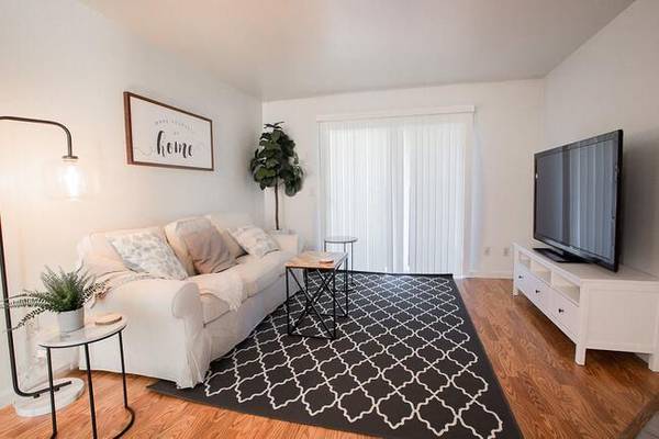 $2,299 / 2br - 900ft2 - 1 & 2 Bedroom Apartments, Pet Friendly, Ideal Location (santa rosa)63868154160129124