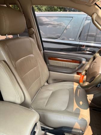 1999 Lexus LX470 - $12,000 (Spring Hill)63621438794755122