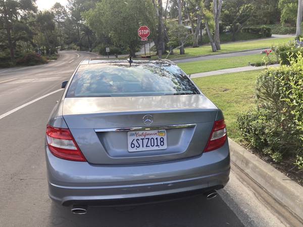 2011 Mercedes Benz c300 - $5,000 (Redondo beach)63623776334337122