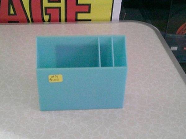 Magnetic Pencil Holder (Aqua) 1