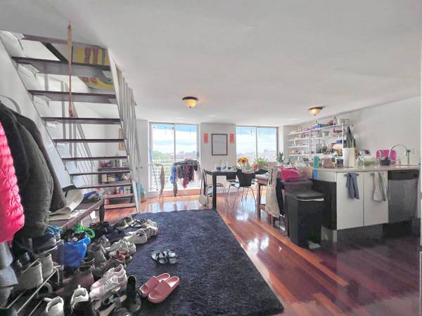$1,600 / 6br - 2 Rooms Available in a Massive Williamsburg Penthouse Duplex🏙️ (Brooklyn)63862609881859120