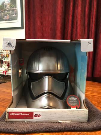 Disney Captain Phasma Helmet 1