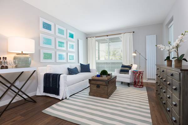 $4,025 / 2br - 1037ft2 - Leasing Offer 1- Month Free! Schedule a tour today. (corte madera)63851970869635120