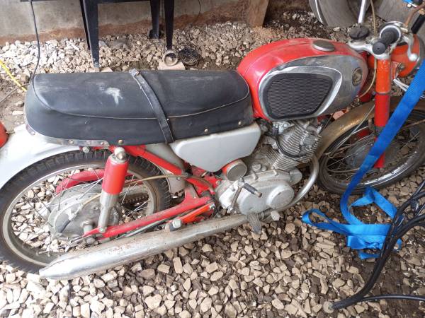 Barn find 1966 Honda CB160