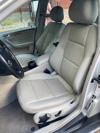2007 Mercedes-Benz C-230 Sport sedán de 4 puertas - $8,890 (Portsmouth)63621705947905124
