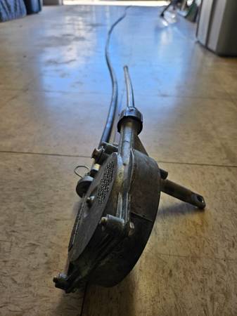 Marine boat steering cable and rotary helm - $80 (BEAVERTON)63470990914947122