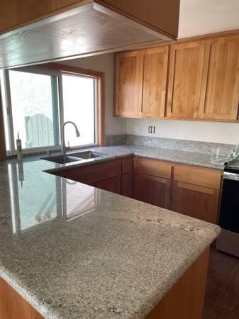 $3,300 / 2br - 1300ft2 - Newly Remodel Home for Rent Rancho Bernardo 55+ only in Gated Commun.64037222579585122