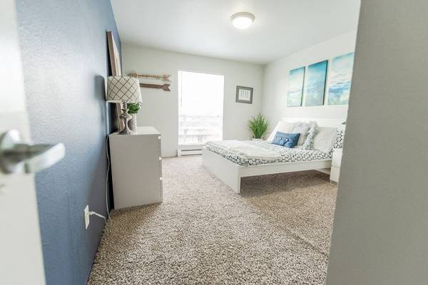 $1,675 / 1br - 678ft2 - Vinyl Flooring, Large Private Balcony or Patio, 1 Bed (10408 Southeast 174th Street, Renton, WA)64031136035715120