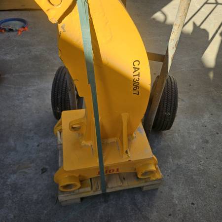 Ripper attachment fits cat 305  excavator 1