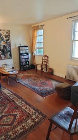 $2,250 / 1br - Apartamento en casa de carruajes de granja ecuestre para subarriendo de 6-8 meses (Franklin Township)63676345820931120