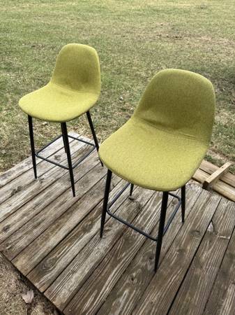 Stools. 2/Green 1