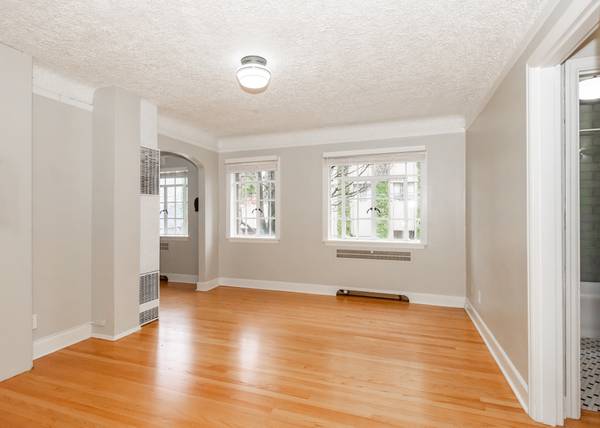 $1,395 / 1br - 610ft2 - ¡Solicite ahora! Hermosa ubicación en el noroeste. Vea la oferta especial! #108 (Alphabet Dist./Nob Hill/NW Portland)63914739422595120