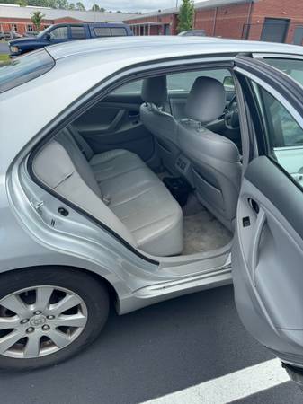 2009 Toyota Camry - $2,650 (Gainesville)63621215344643122