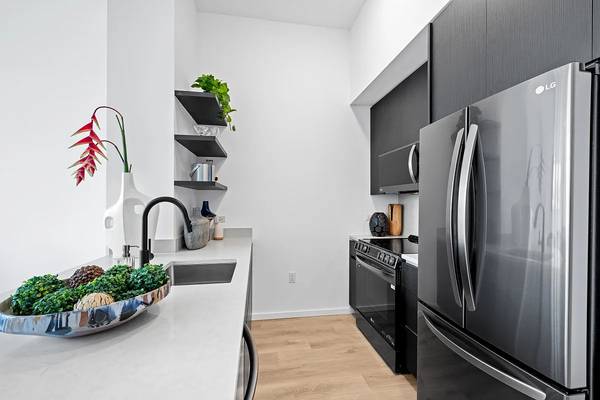 $5,275 / 2br - Amplio 1BR/1BA con lavadora/secadora en unidad – 500 Degraw St, #902 Gowanus | $5,275 (Brooklyn)63874741339905124