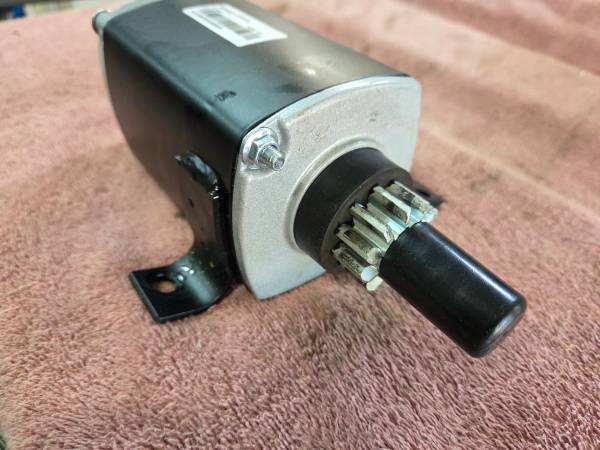 Sears Subarban ST12 Starter. 1