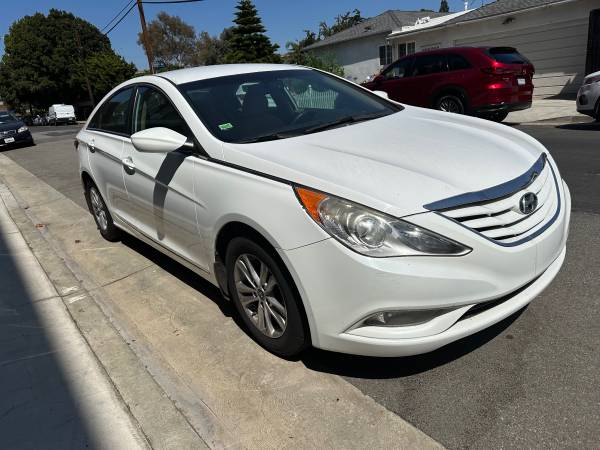 2013 Hyundai Sonata GLS, bajo kilometraje 109k, funciona excelente - $5.999 (Los Ángeles)63470772899969122