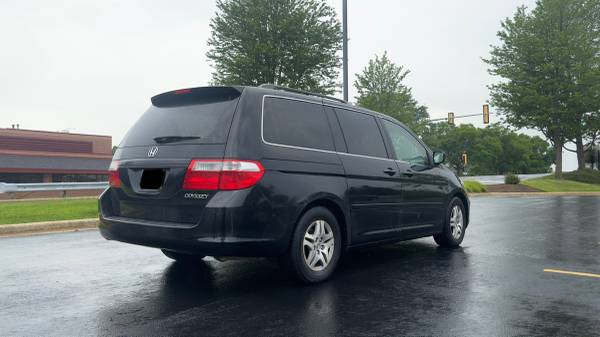 2005 Honda Odyssey EX-L - $3,000 (Lisle)63616816751873124