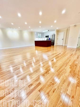 $6,995 / 2br - 1355ft2 - LUXURY 6th Floor 2br / 2.5 Bath on Beacon St.,  -Avail. NOW-   *NO FEE (Brookline)63856229067393122