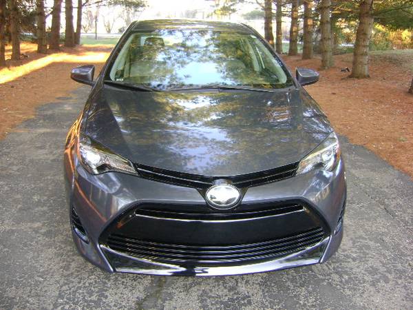 2018 Toyota Corolla ONLY 54000 MILES - $13,900 (Trevor WI nearby Antioch IL)63618720912259121