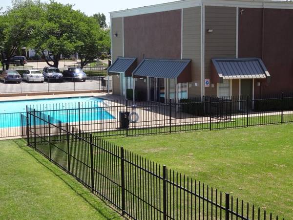 $1,275 / 1br - 546ft2 - Everyone can apply today with only $15.00 (11457 Dennis Rd, Dallas, TX)63622615782147122
