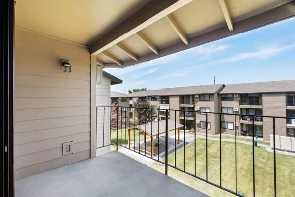 $1,450 / 2br - 872ft2 - It's a great time to move to Brix Apartments! Newly renovated (Walla Walla)63803315110529122