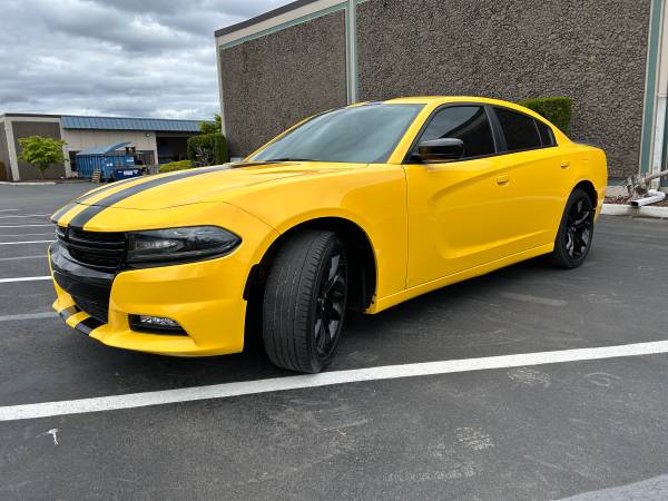 2017 Dodge Charger SE ** solo 16,000 millas! ** - $15,900 (Auburn)63617140813569120