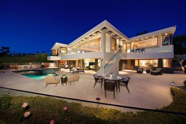 $210 / 4br - 2000ft2 - Accentuated by natural light and ocean views (La Jolla, CA)64196494253571120